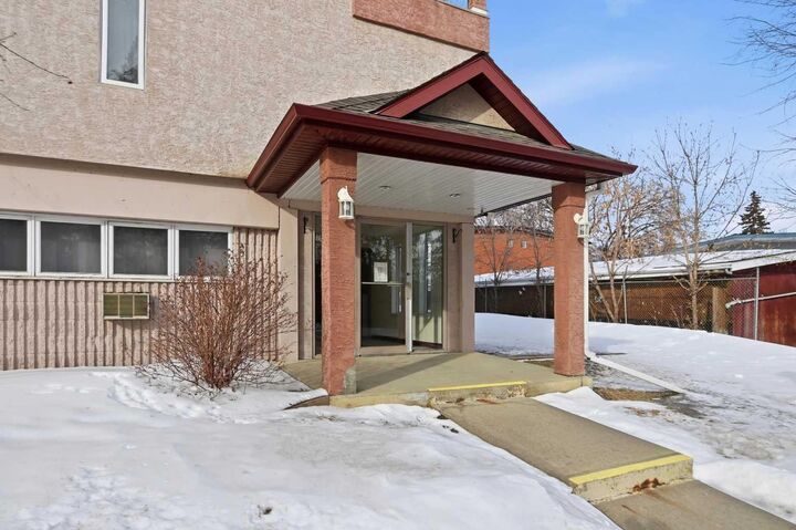 Property Photo:  5330 47 Avenue 309  AB T4N 3R2 