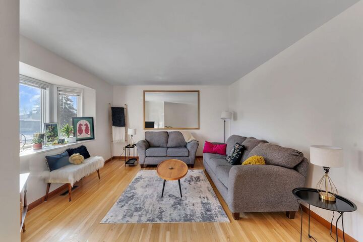 Property Photo:  49 Kentish Drive SW  AB T2V 2L4 