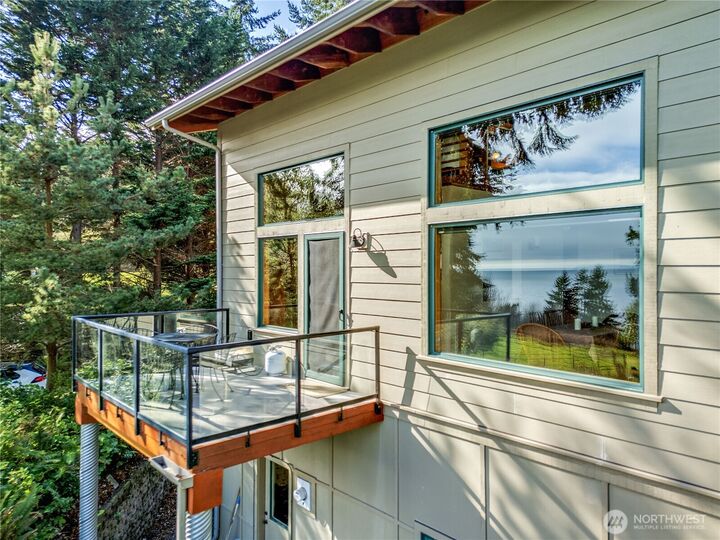 Property Photo:  191  Old Oak Bay Road  WA 98339 