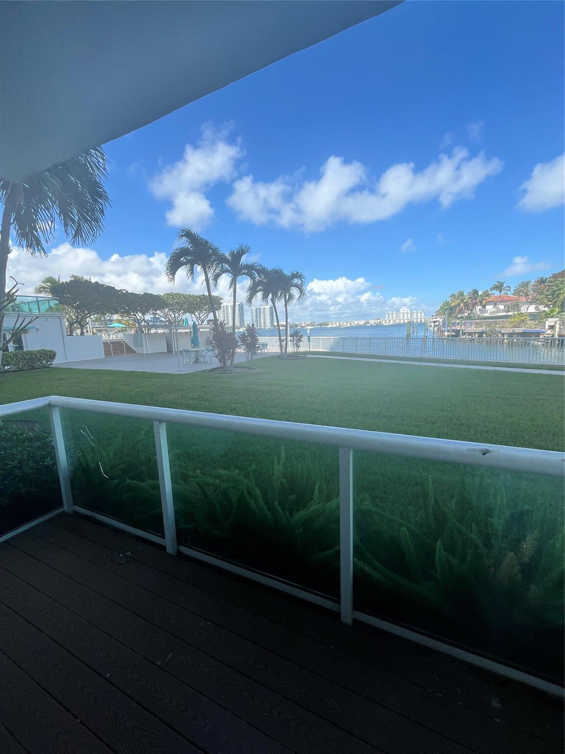 Property Photo:  2841 NE 163 Street 102  FL 33160 