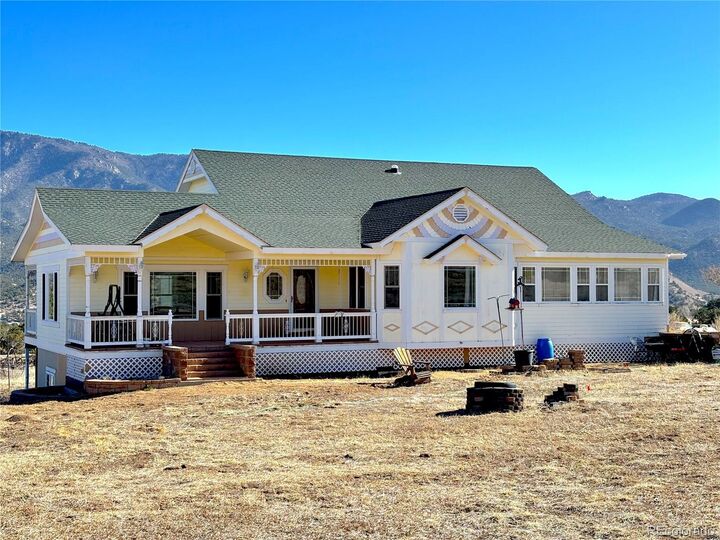Property Photo: 242 E Blarney Stone Road CO 81233