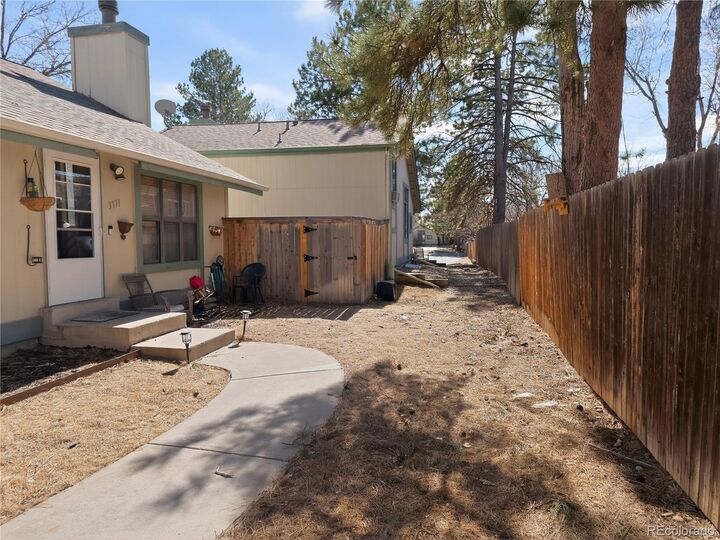 Property Photo: 3771 S Danube Circle CO 80013