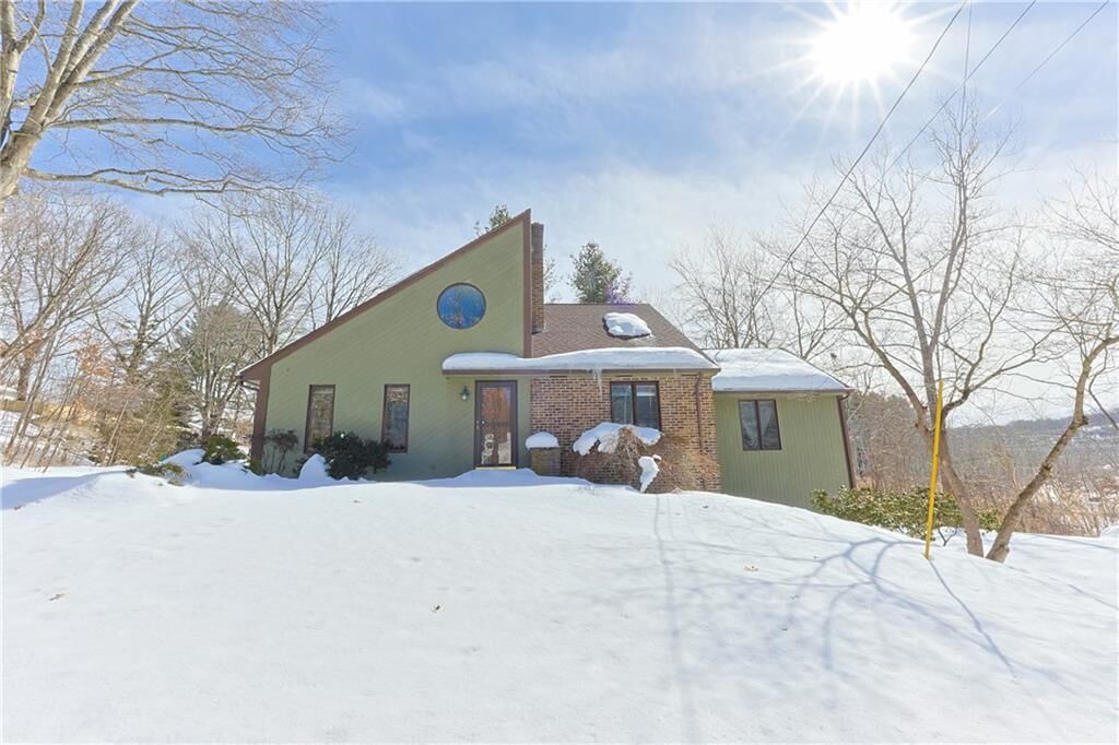 Property Photo:  28 Gilfillan Road  RI 02896 