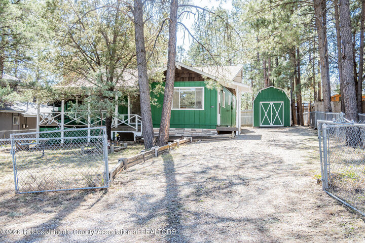 Property Photo:  103 Ginger Place  NM 88345 