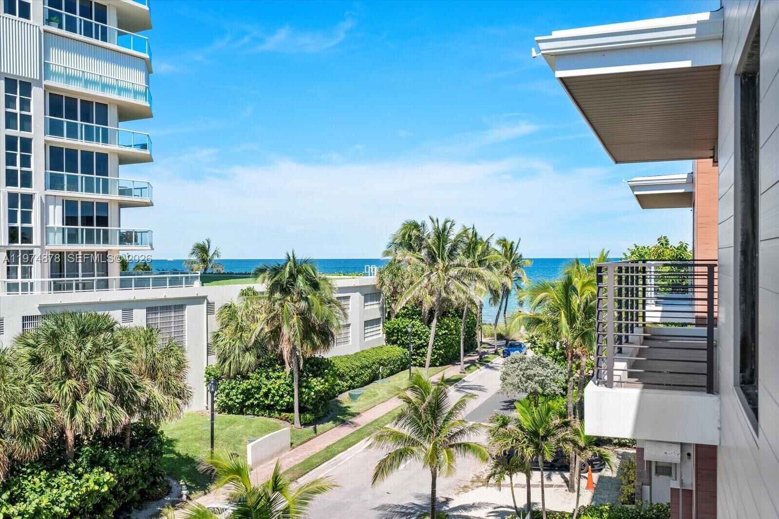 Property Photo:  332 Balboa St  FL 33019 