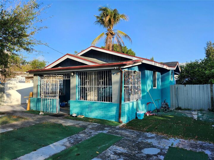Property Photo:  227 NW 33rd St  FL 33127 