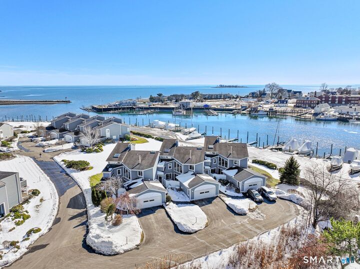 Property Photo:  8 Oyster Landing Road 8  CT 06460 