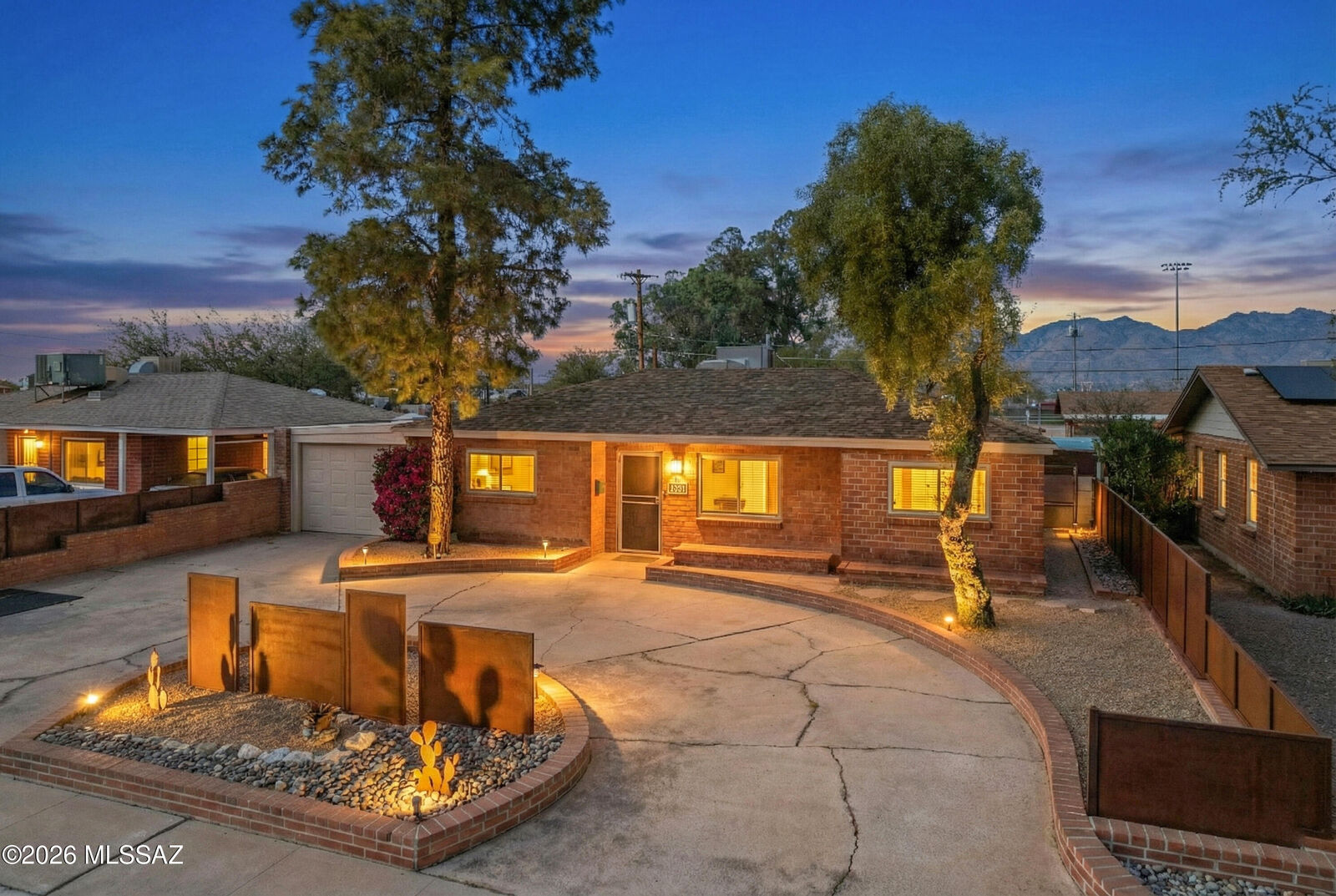 Property Photo:  4713 E 9th Street  AZ 85711 