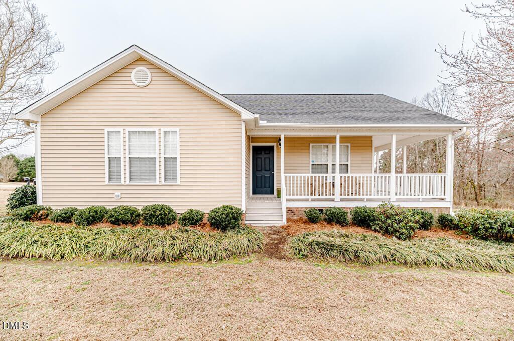 Property Photo:  1105 Danesfield Court  NC 27603 