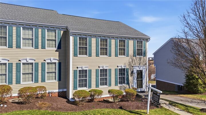 Property Photo: 1001 Raymond PA 15071