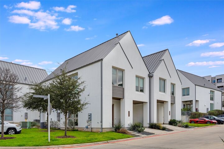 Property Photo: 3308 Cantwell Lane TX 78746