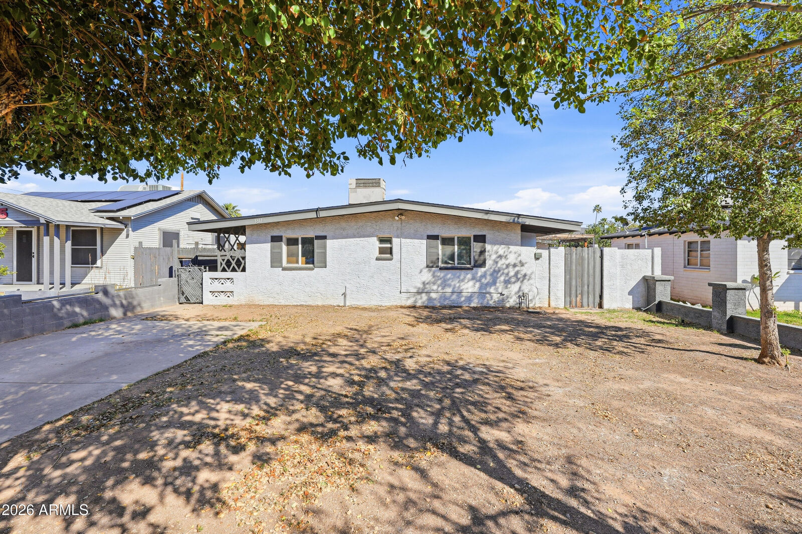 Property Photo:  3817 N 9th Place  AZ 85014 