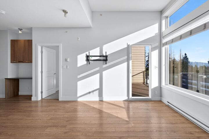 Property Photo: 15956 86A Avenue 430 BC V4N 6N8