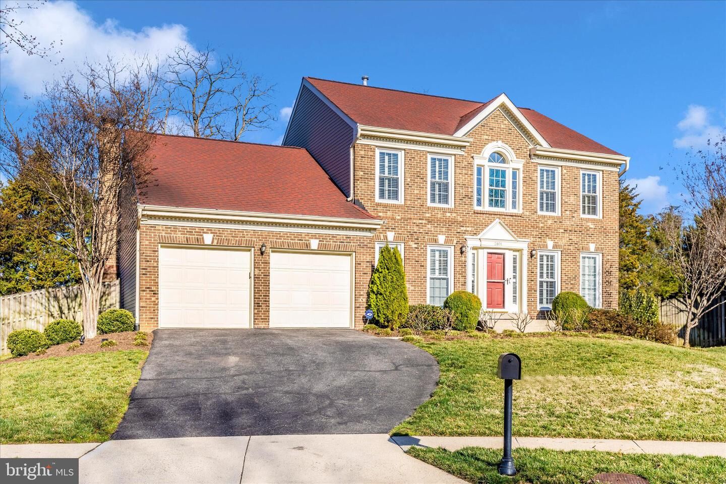 Property Photo:  2401 Belle Haven Meadows Court  VA 22306 