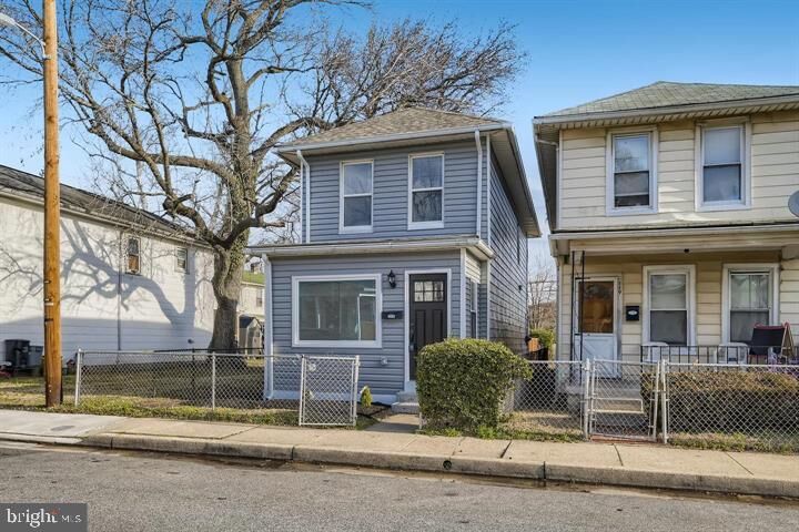 Property Photo:  117 East Avenue  MD 21222 