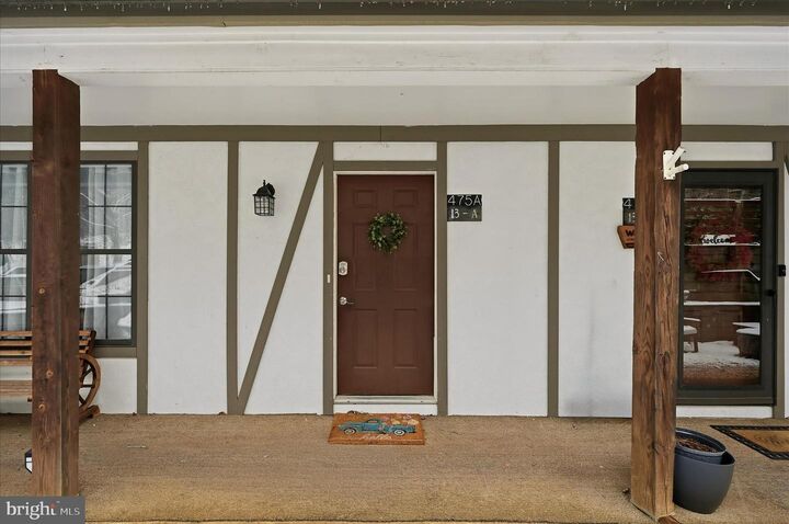 Property Photo: 475 King St A A 13 A VA 22810