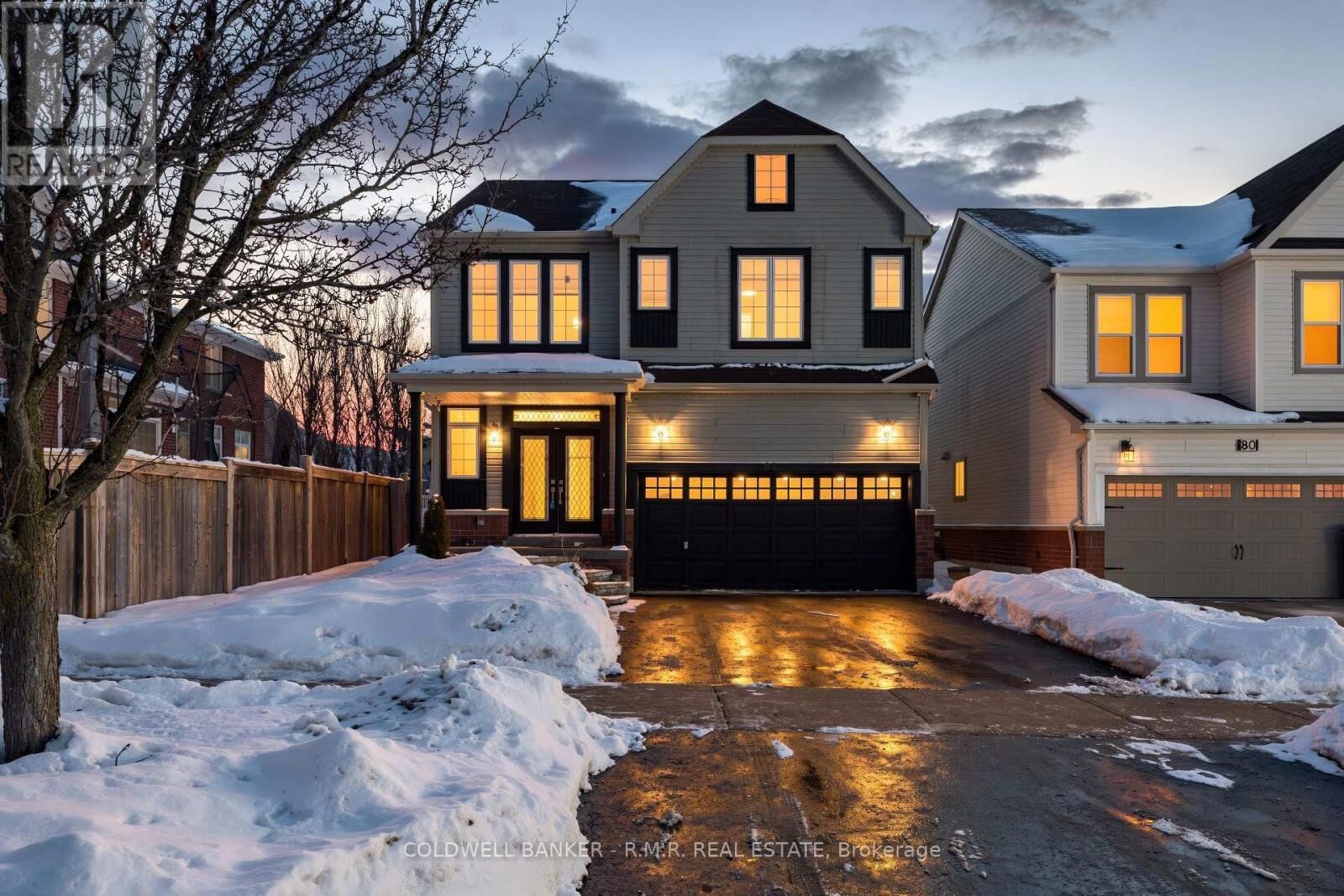 Photo de la propriété:  82 Vipond Road  ON L1M 2P2 