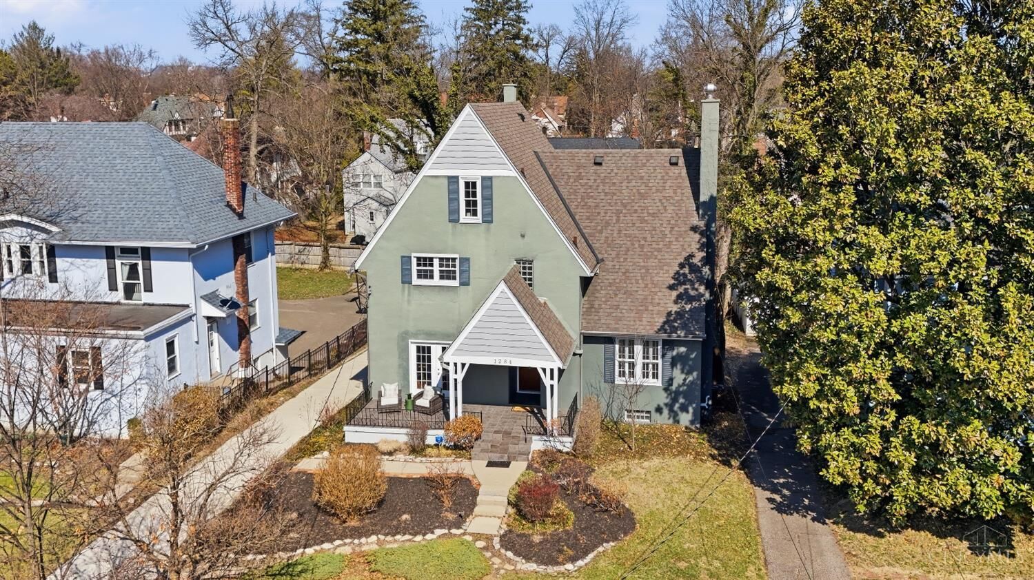 Property Photo:  1284 Paddock Hills Avenue  OH 45229 
