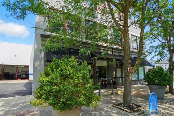 Property Photo:  18 S Saint Clair Street 203  OH 45402 