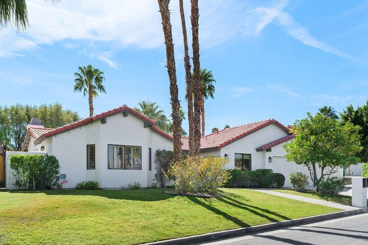 Property Photo:  72929 Skyward Way  CA 92260 