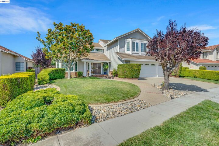 Property Photo:  33499 Quail Run Rd  CA 94555 