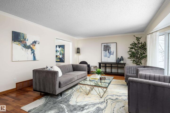 Photo de la propriété:  279 Westridge Road NW  AB T5T 1C2 