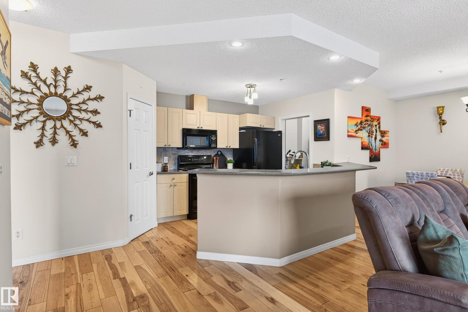 Property Photo:  5280 Terwillegar Boulevard NW 307  AB T6R 3T9 