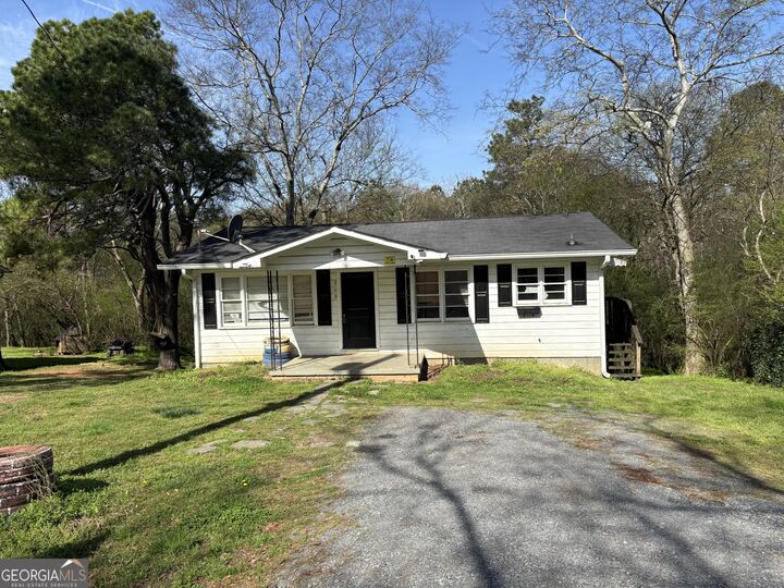 Property Photo: 309 Crest Drive GA 30701