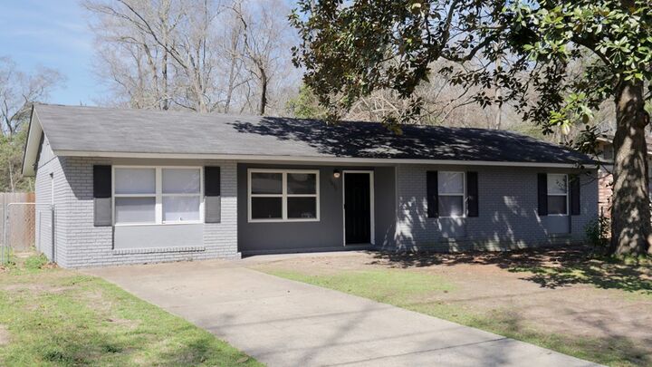 Property Photo:  2031 Wellborn Drive  GA 31907 