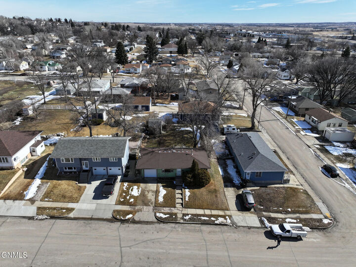 Property Photo:  507 22nd Street  ND 58501 