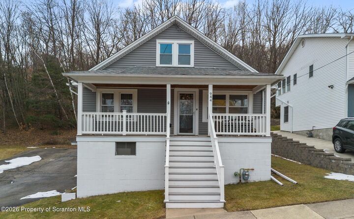 Property Photo:  944 Matthew Avenue  PA 18510 