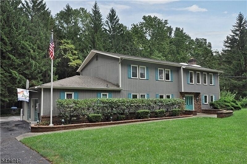Property Photo:  181 Center Grove Rd  NJ 07869 