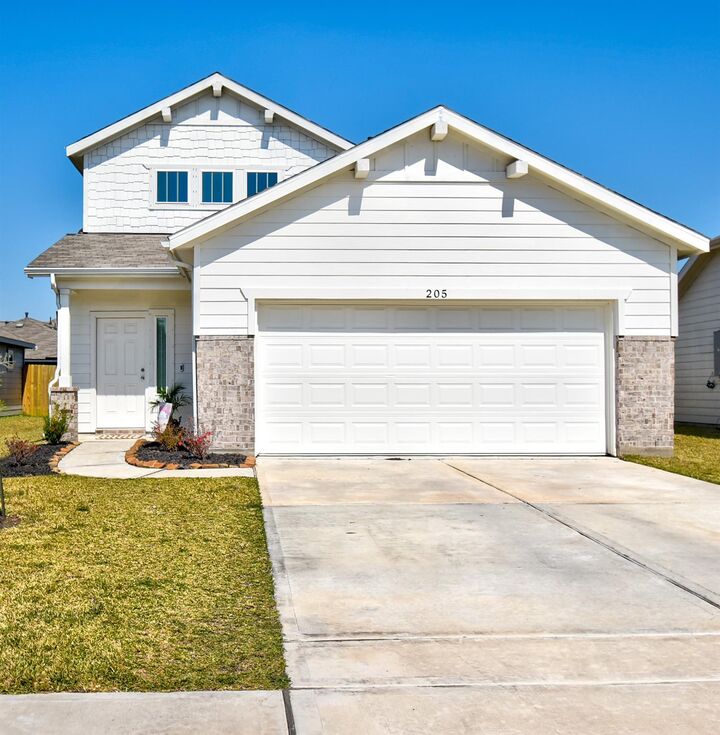 Property Photo:  205 Laura Leigh Lane  TX 77515 