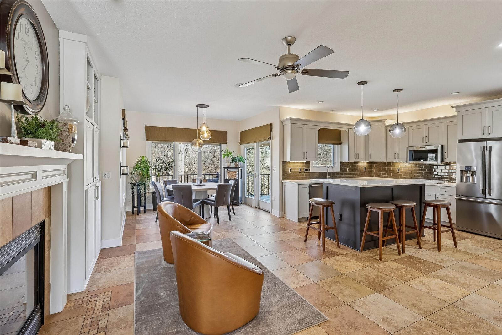 Property Photo: 16205 Boston Parkway IA 50325