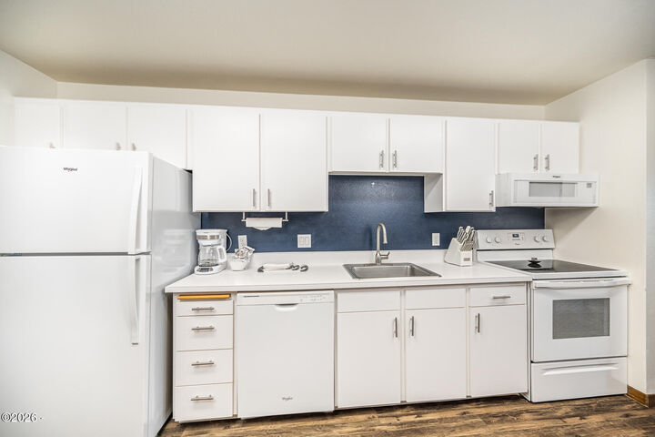 Property Photo: 301 Otter Crest Drive 238-239, 1/4th Share OR 97369