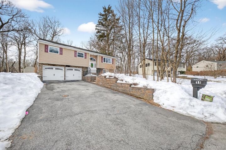 Property Photo:  11 Darlene Drive  NY 12601 