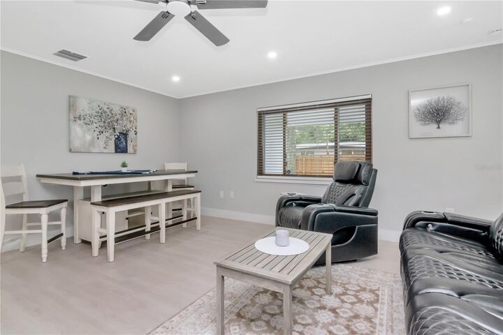 Property Photo:  204 7th Avenue NW  FL 33570 