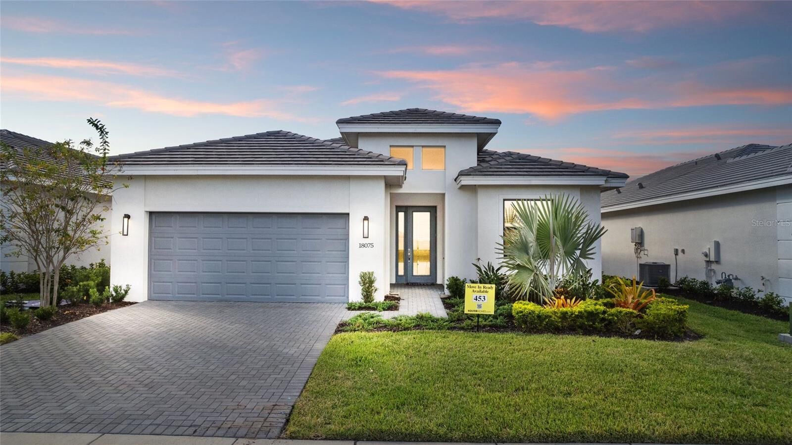 Property Photo: 18075 Cresswind Terrace FL 34211