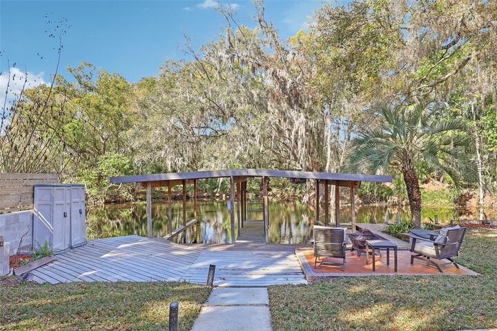 Property Photo: 4219 Magnolia Avenue FL 34748