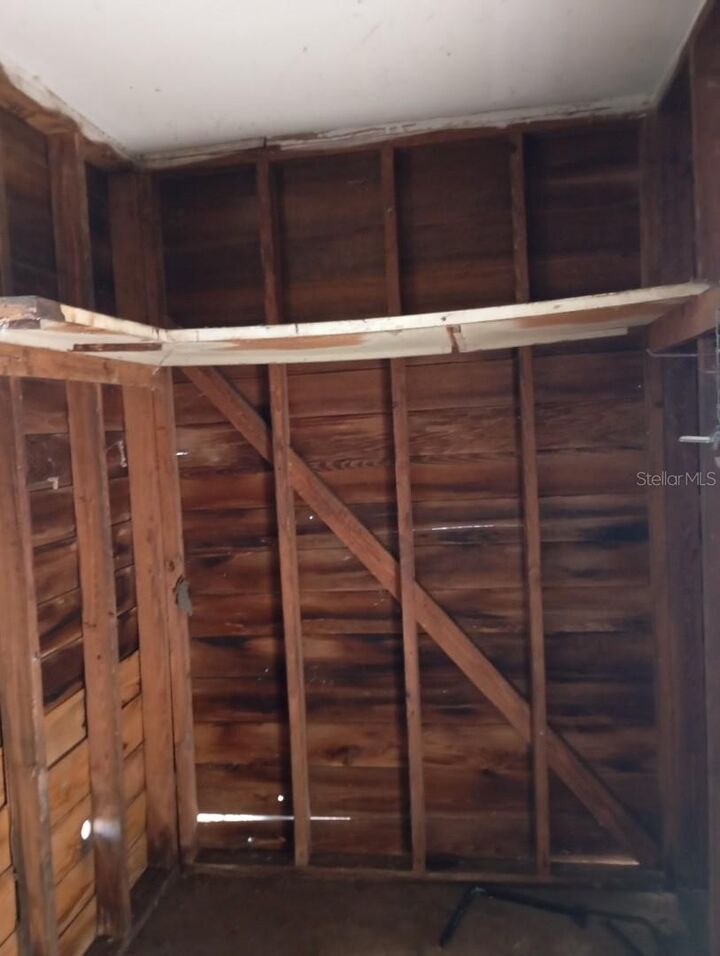 Property Photo:  2924 E 148th Avenue  FL 33559 