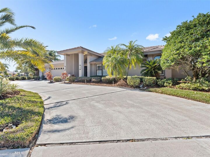 Property Photo: 4830 Longwater Way FL 33615