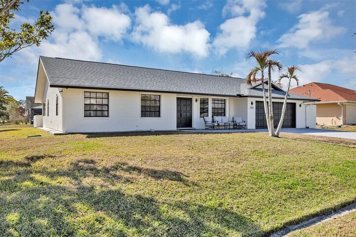 Property Photo:  202 SW Holden Terrace  FL 34984 