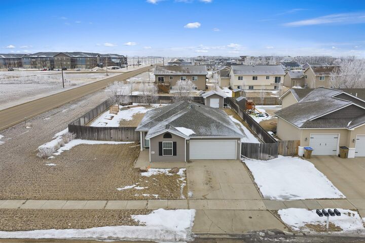 Property Photo:  3001 NW 9th St.  ND 58703 