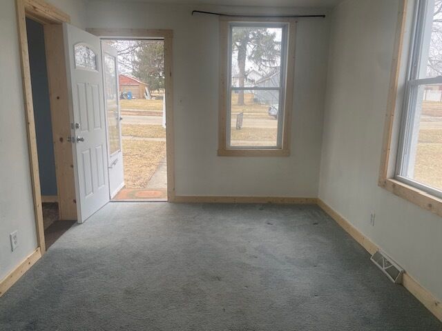 Property Photo:  215 W 5th Street  IL 61362 