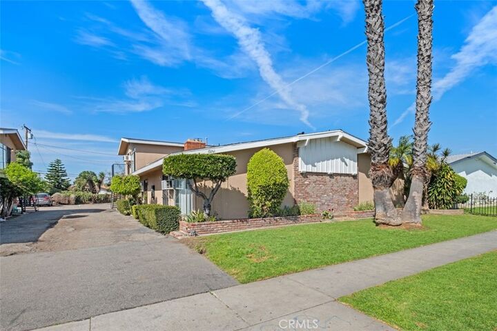 Property Photo:  13161 Adland Street  CA 92843 
