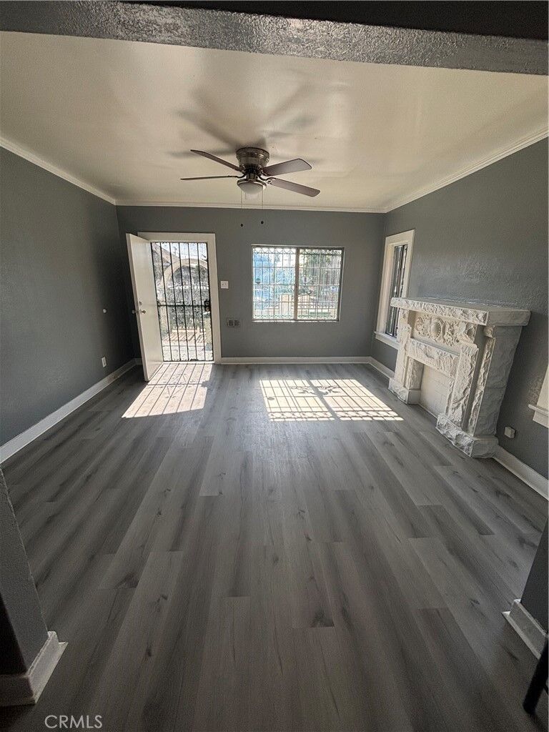 Property Photo:  535 West 54th Street  CA 90037 