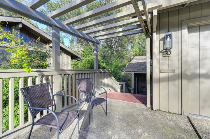 Property Photo:  80 Riverknoll Place  CA 95608 