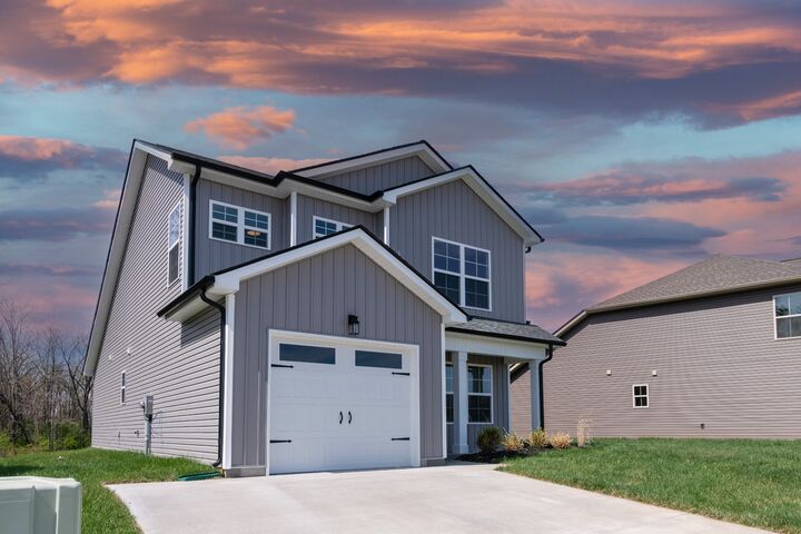 Property Photo:  120 The Quarry  TN 37043 