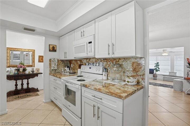 Property Photo:  1406 Grandale Street  FL 33936 