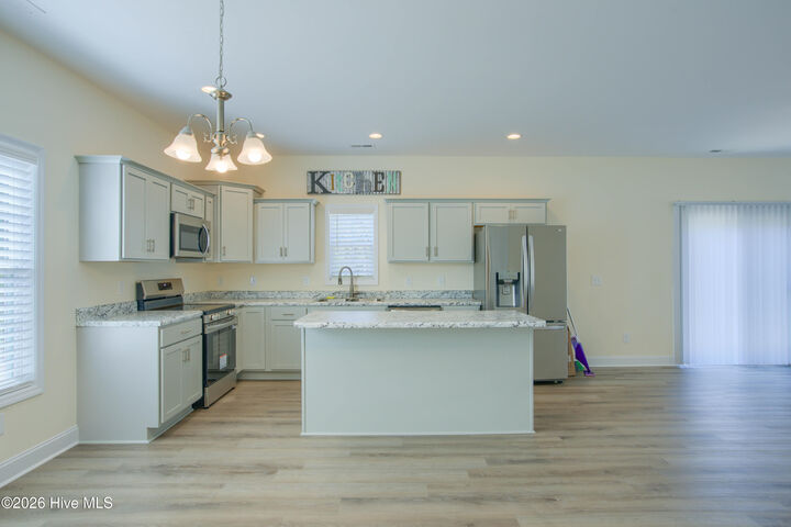 Property Photo:  410 Sundown Court  NC 28539 